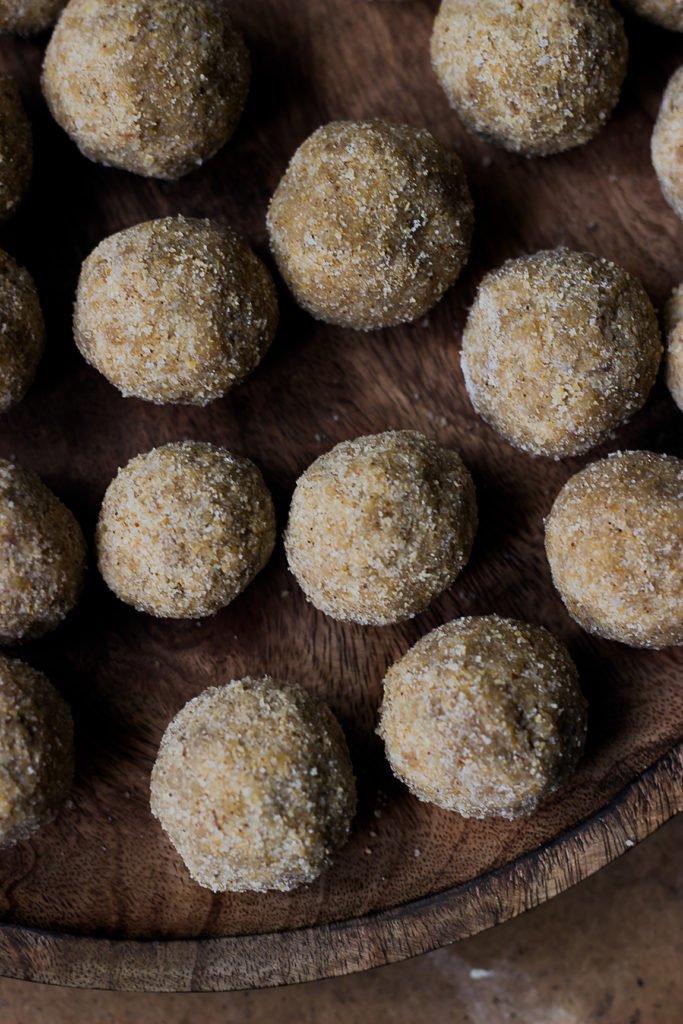 Til Ke Ladoo