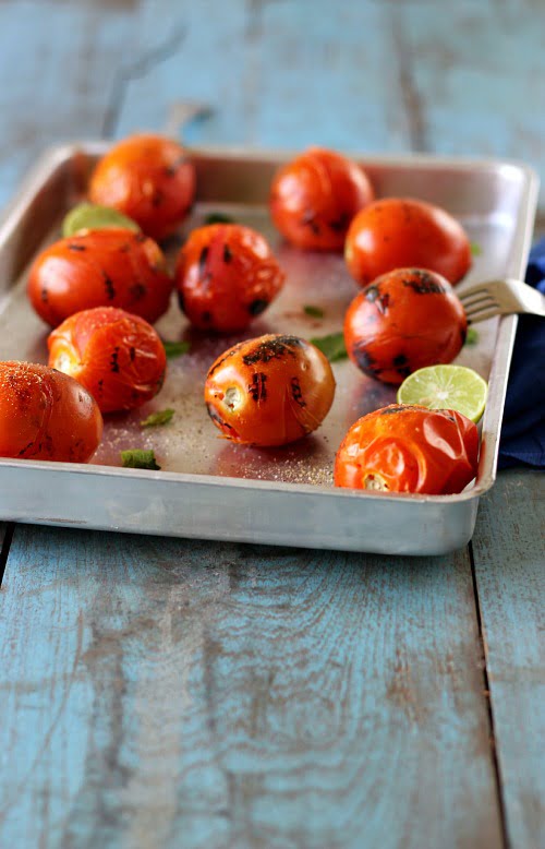 How to Blanch Tomatoes? (In Simple Steps)