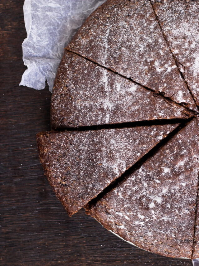 Eggless Chocolate Wine Cake