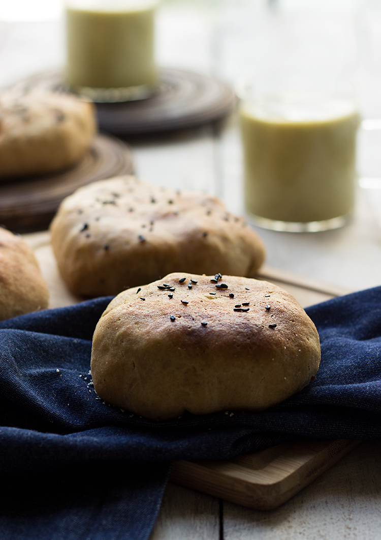 Baked Masala Buns