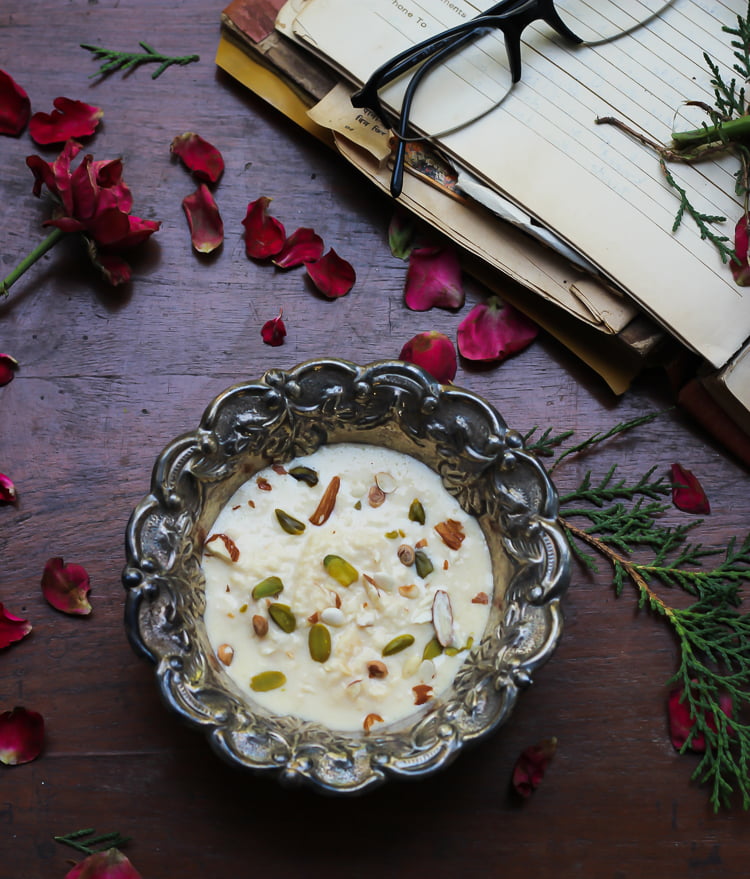 Lacchedar Khurchan wali Rabdi showing its thick, luscious consistency