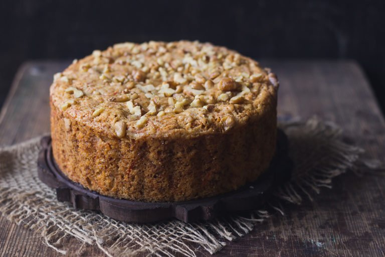 Easy Carrot Cinnamon Cake Recipe