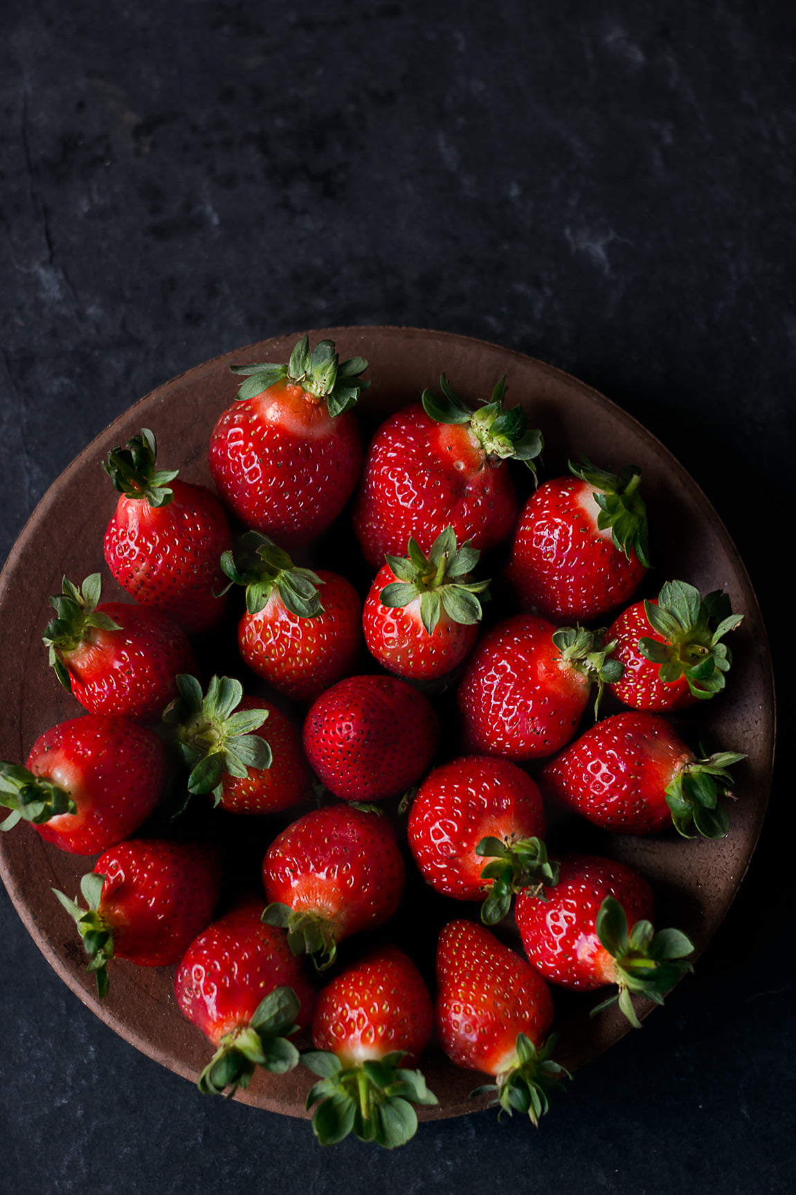 Is Strawberry a perfect healthy dessert?