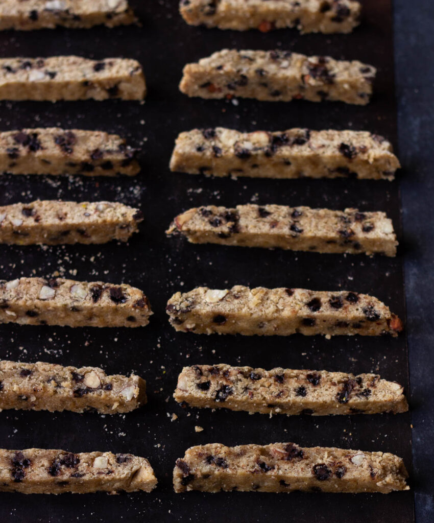chocolate almond biscotti